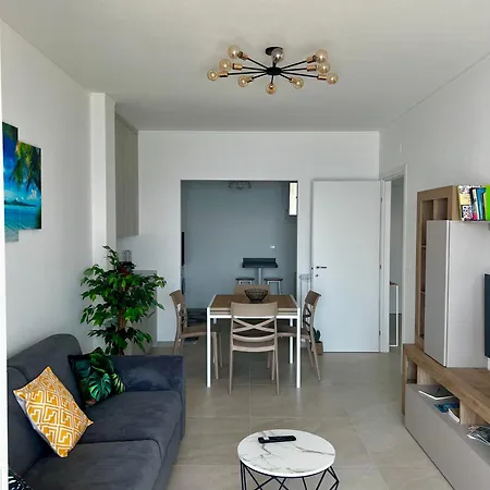 La Luna Sul Mare Apartment