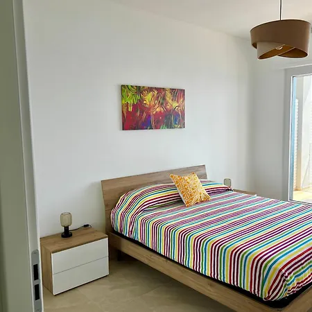 La Luna Sul Mare Vallecrosia