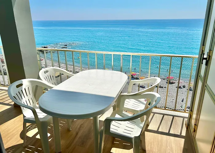 La Luna Sul Mare * Vallecrosia