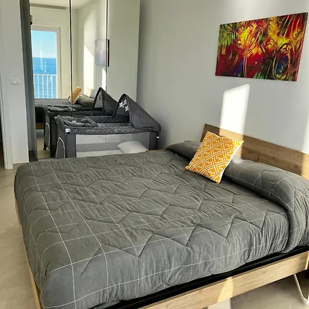 La Luna Sul Mare * Vallecrosia