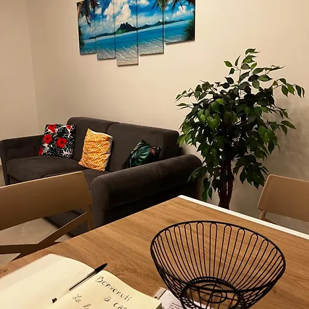 La Luna Sul Mare 瓦莱克罗夏