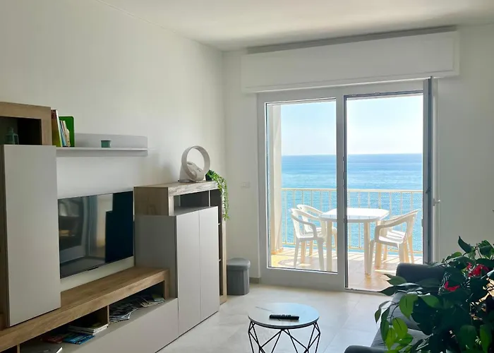 La Luna Sul Mare Appartement *