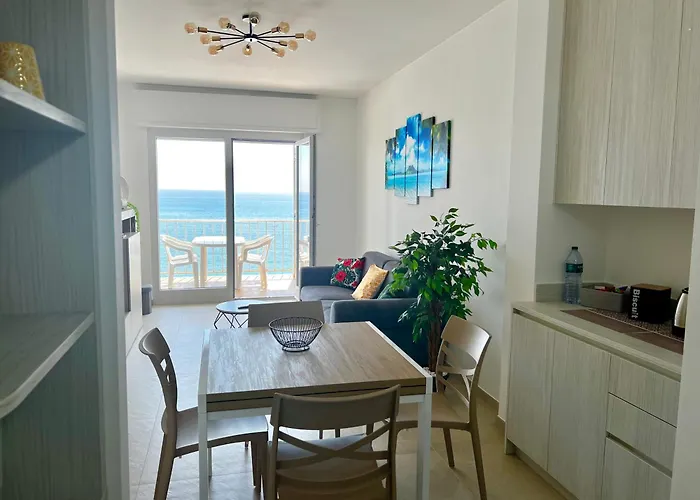 Appartement La Luna Sul Mare Vallecrosia